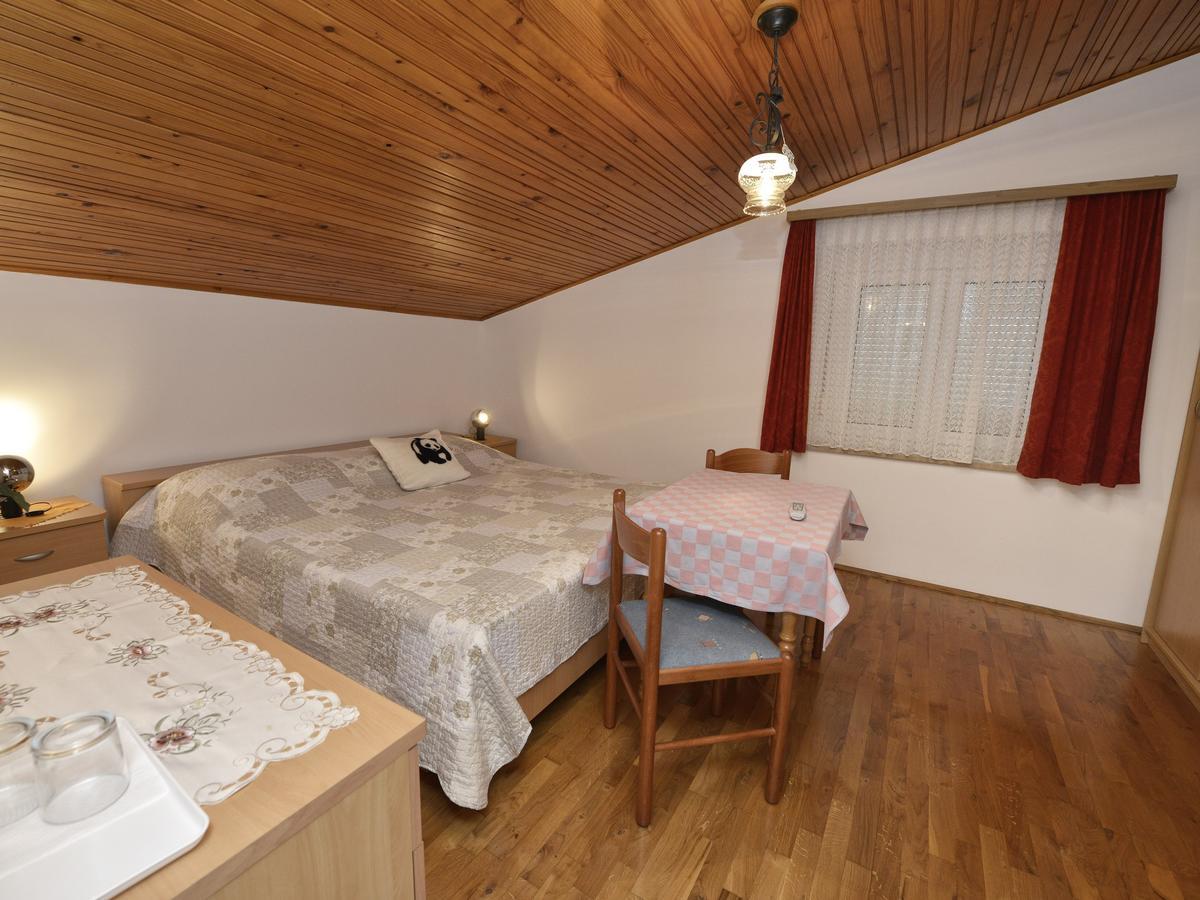 Hotel Sobe Ana Finida Porec Esterno foto
